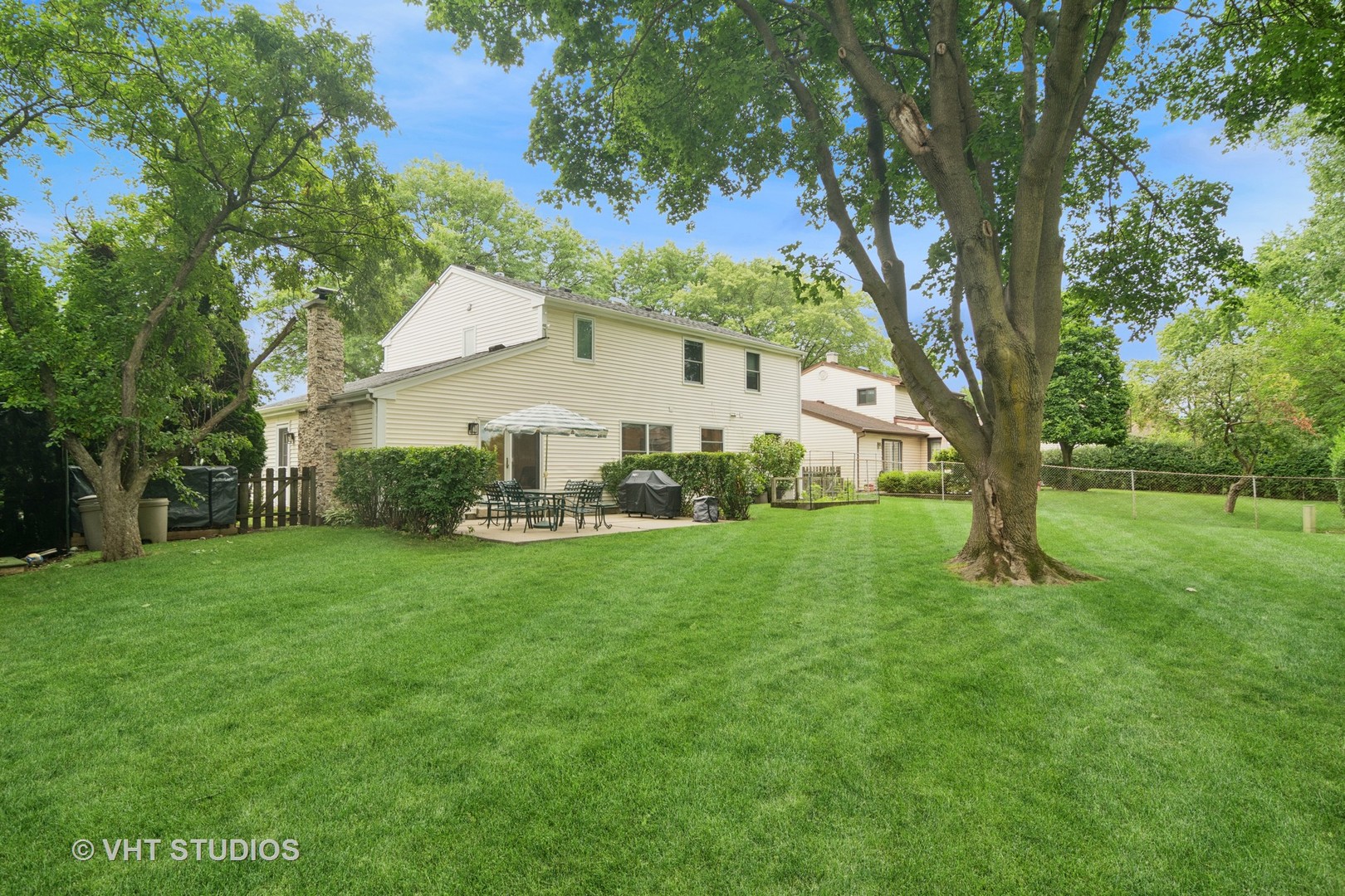 600 Stanford Lane, Buffalo Grove, IL 60089