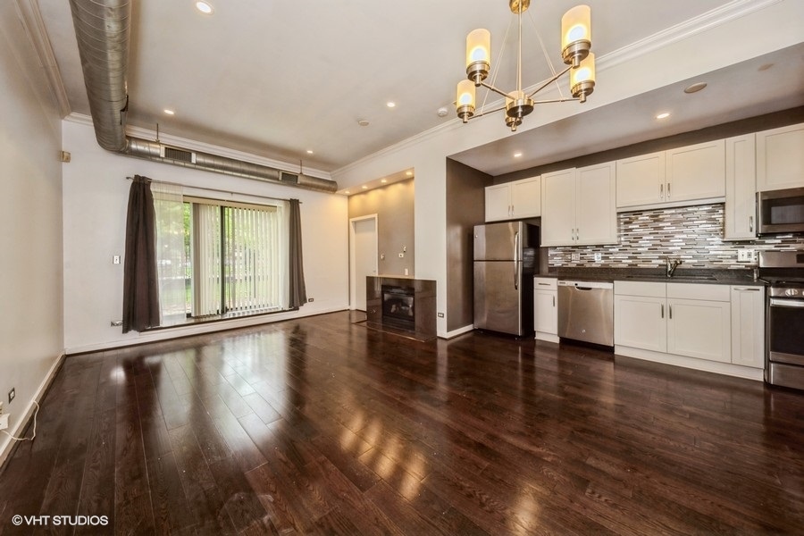 4537 S Drexel Boulevard #101, Chicago, IL 60653