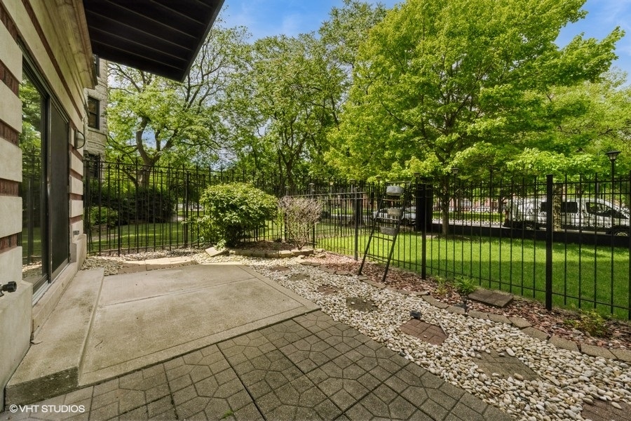 4537 S Drexel Boulevard #101, Chicago, IL 60653