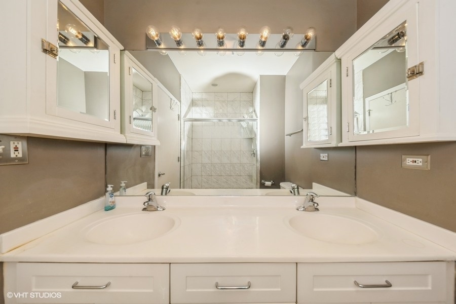 4537 S Drexel Boulevard #101, Chicago, IL 60653
