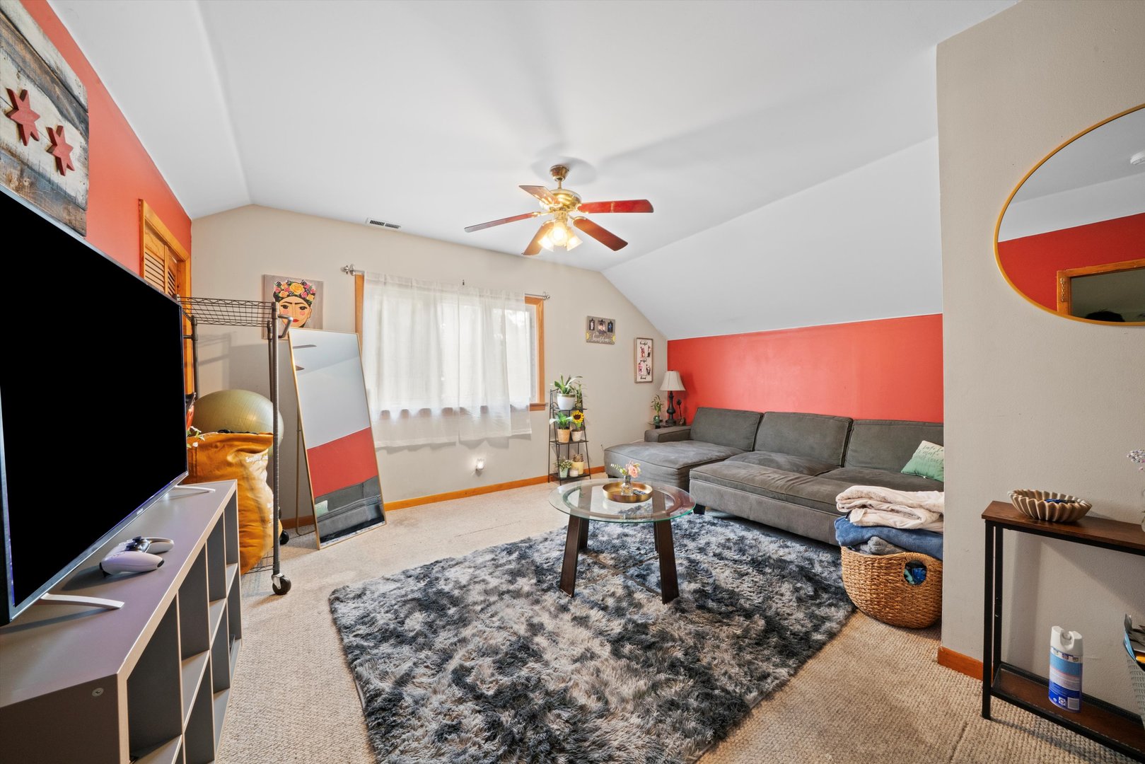 5220 S LINDER Avenue, Chicago, IL 60638