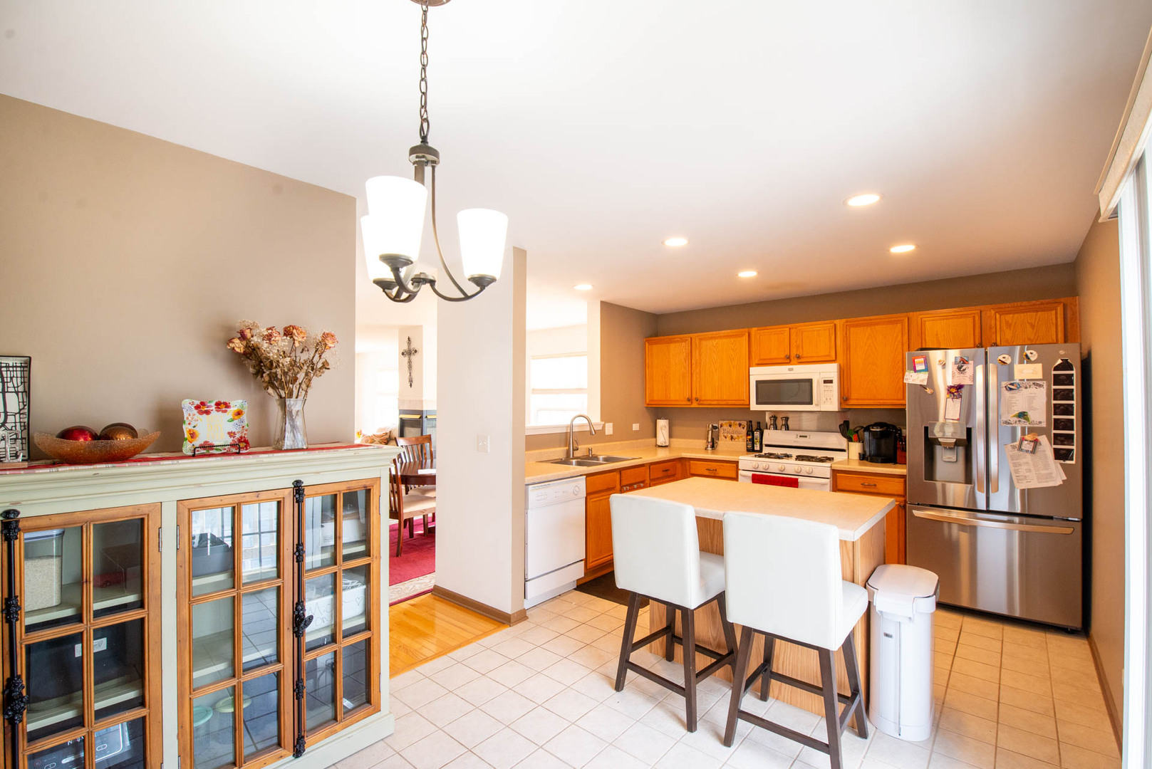 606 N Triumph Court, Hainesville, IL 60073