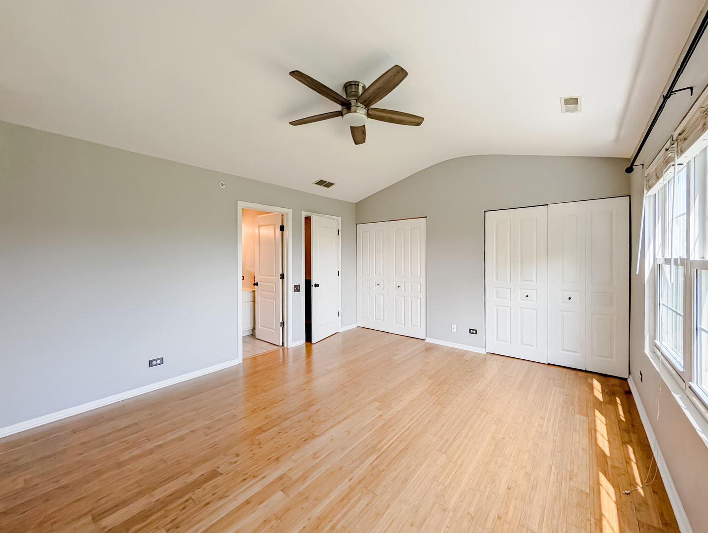 Lombard, IL 60148