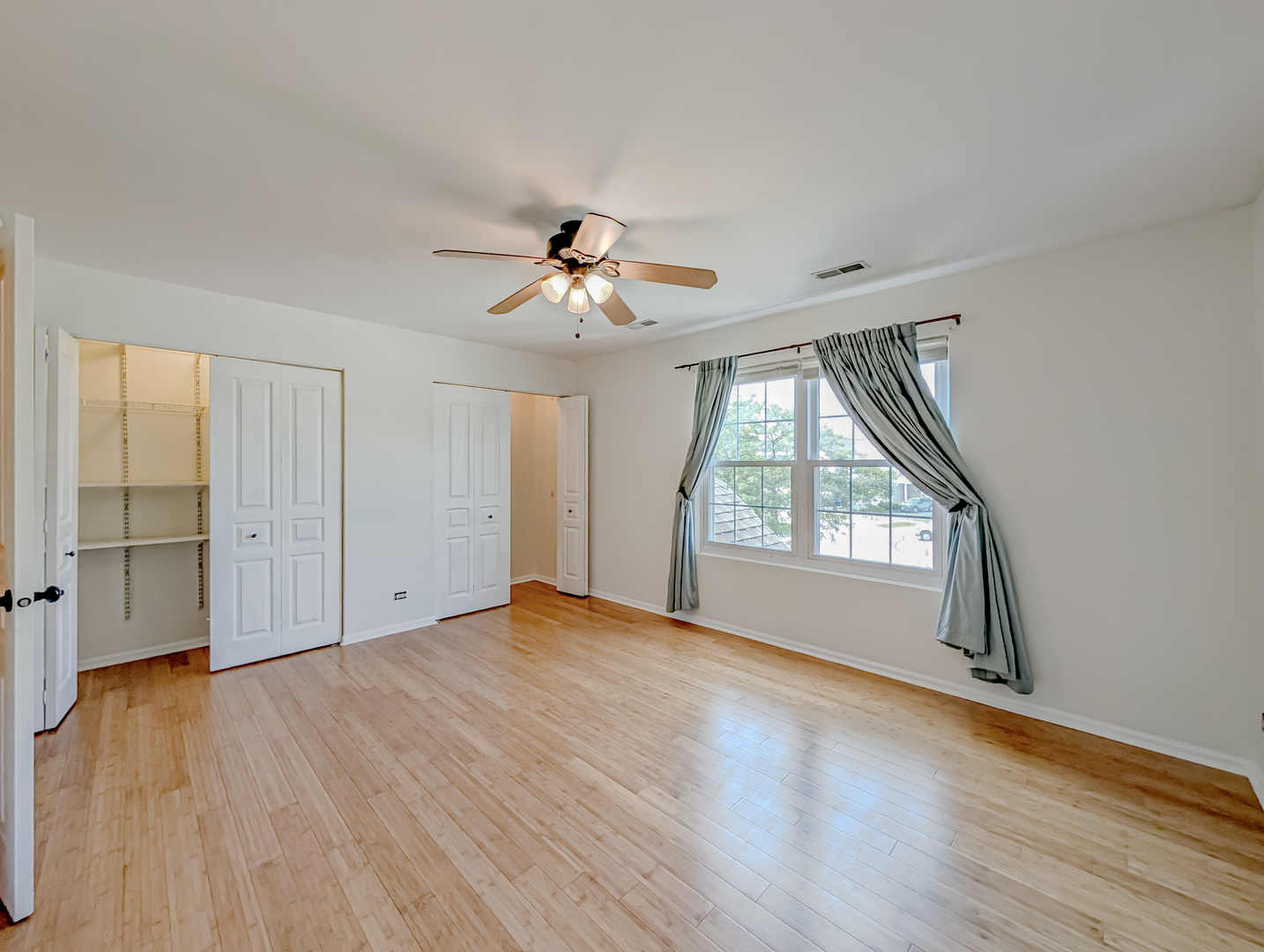 Lombard, IL 60148