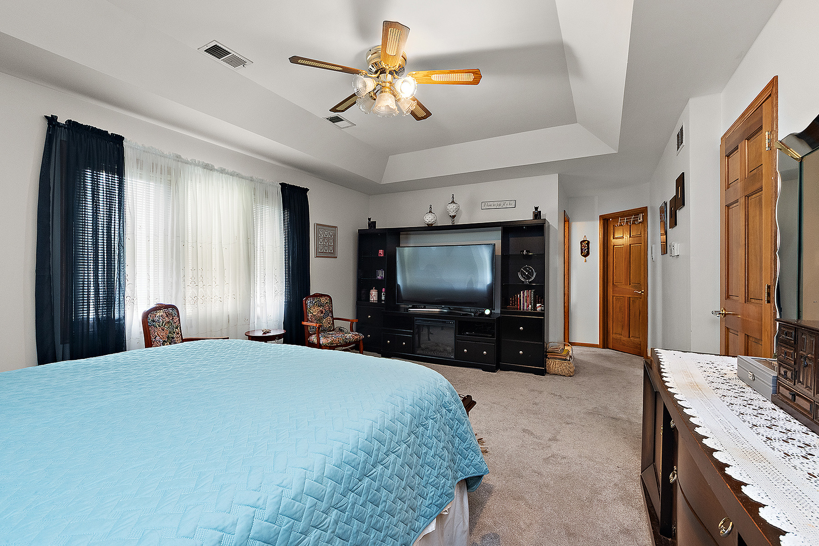 16221 Kingsport Road, Orland Park, IL 60467