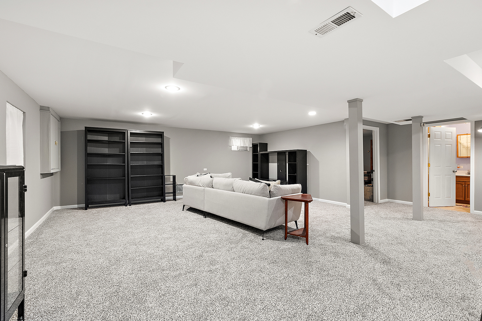 16221 Kingsport Road, Orland Park, IL 60467