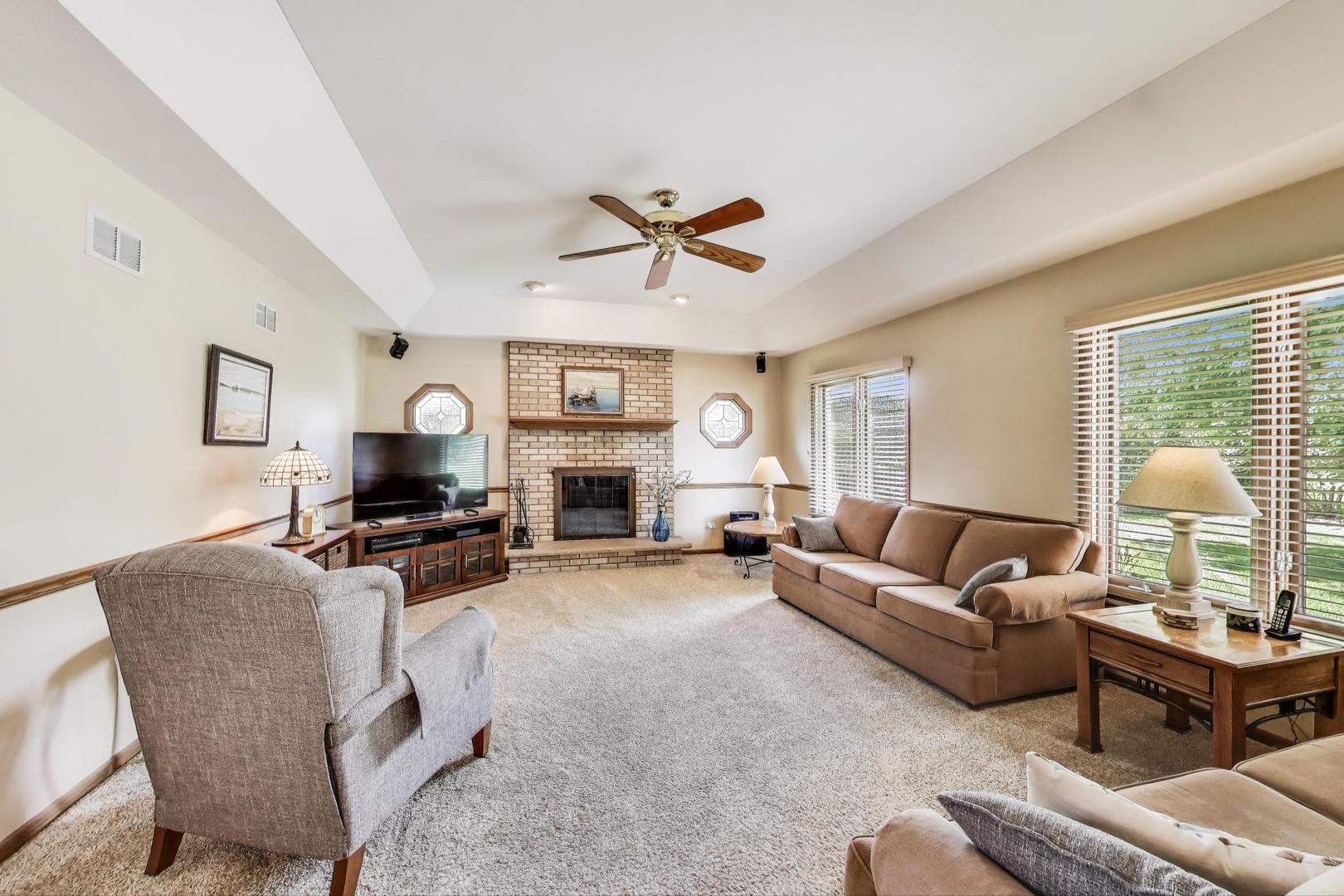 17558 Sean Drive, Orland Park, IL 60467