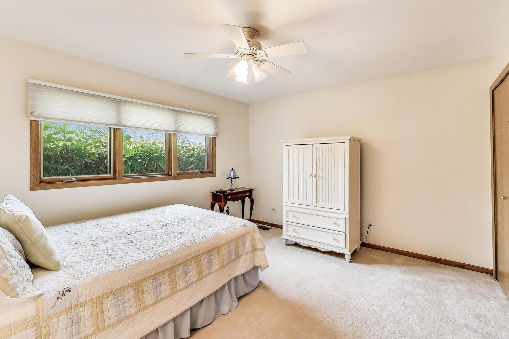 17558 Sean Drive, Orland Park, IL 60467