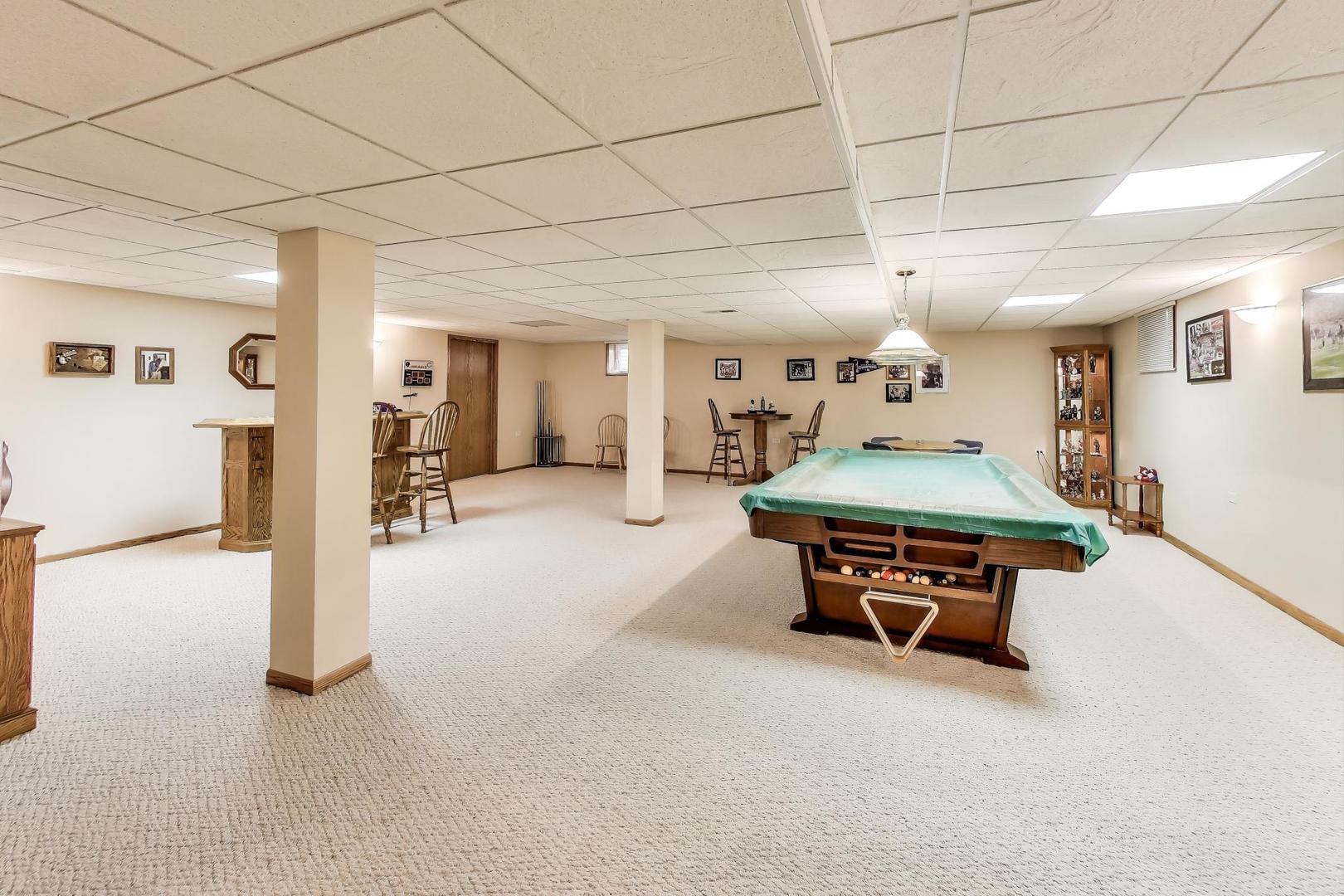 17558 Sean Drive, Orland Park, IL 60467