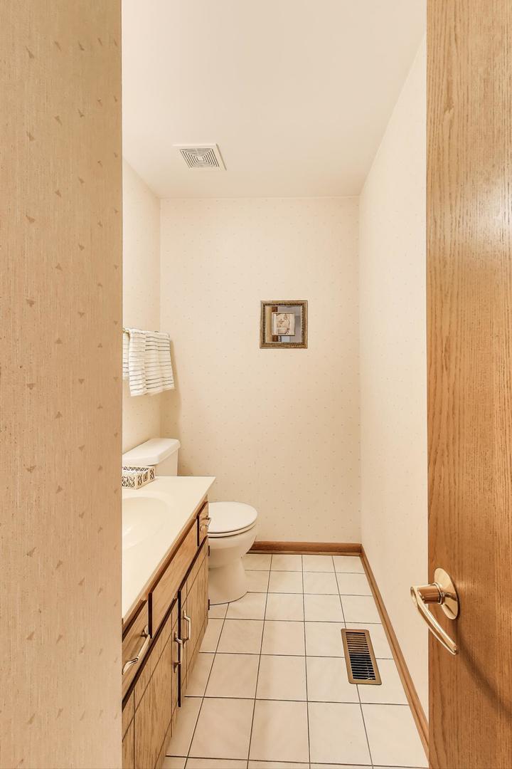 17558 Sean Drive, Orland Park, IL 60467
