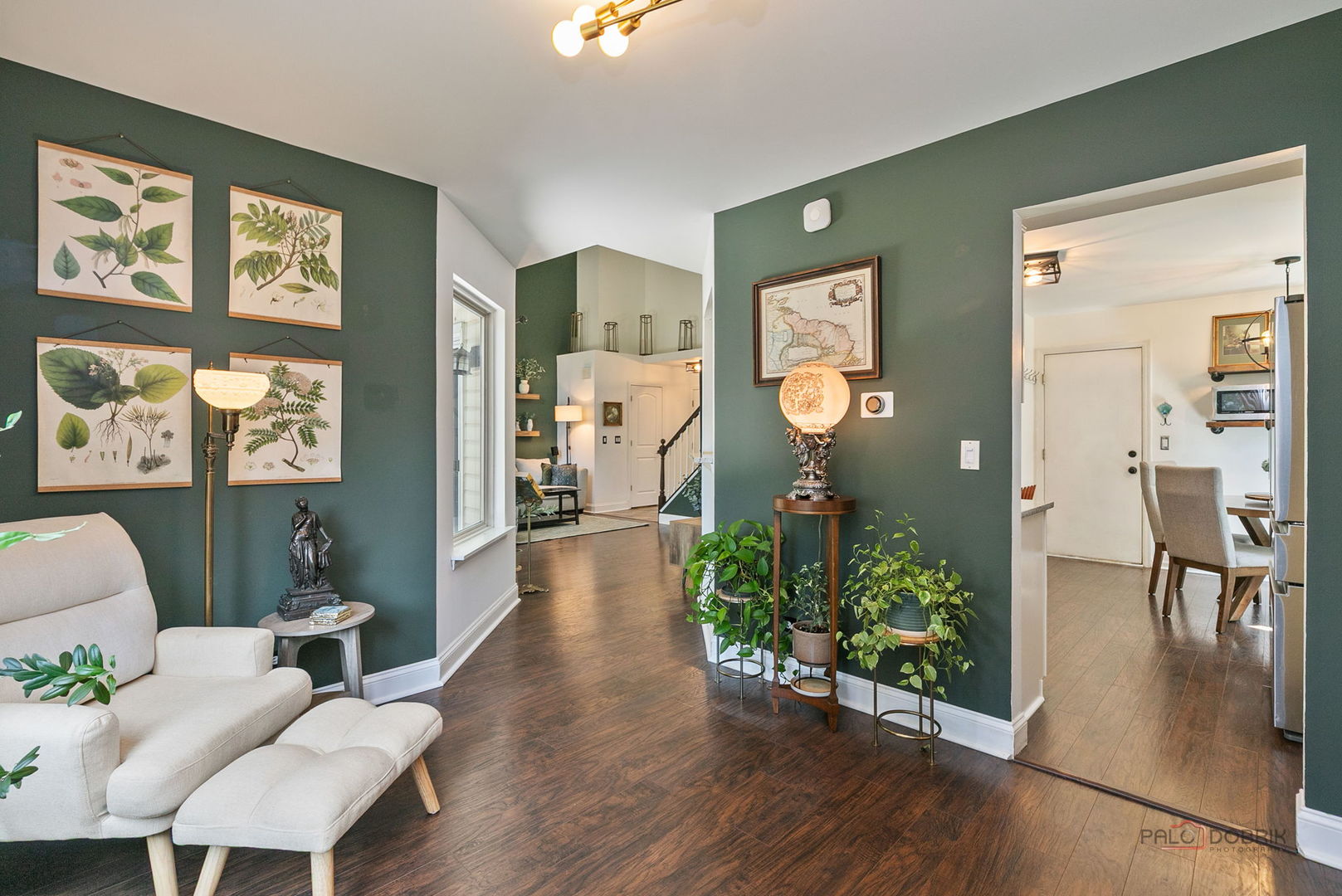 1327 London Court, Grayslake, IL 60030