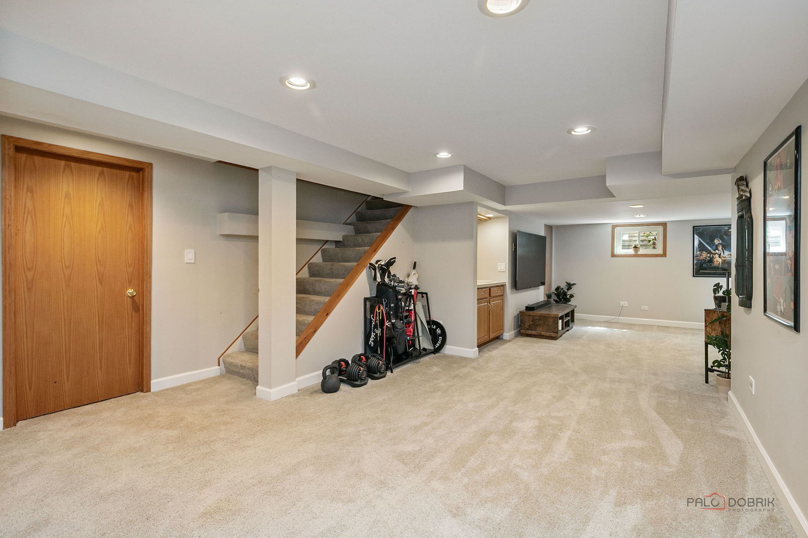 1327 London Court, Grayslake, IL 60030