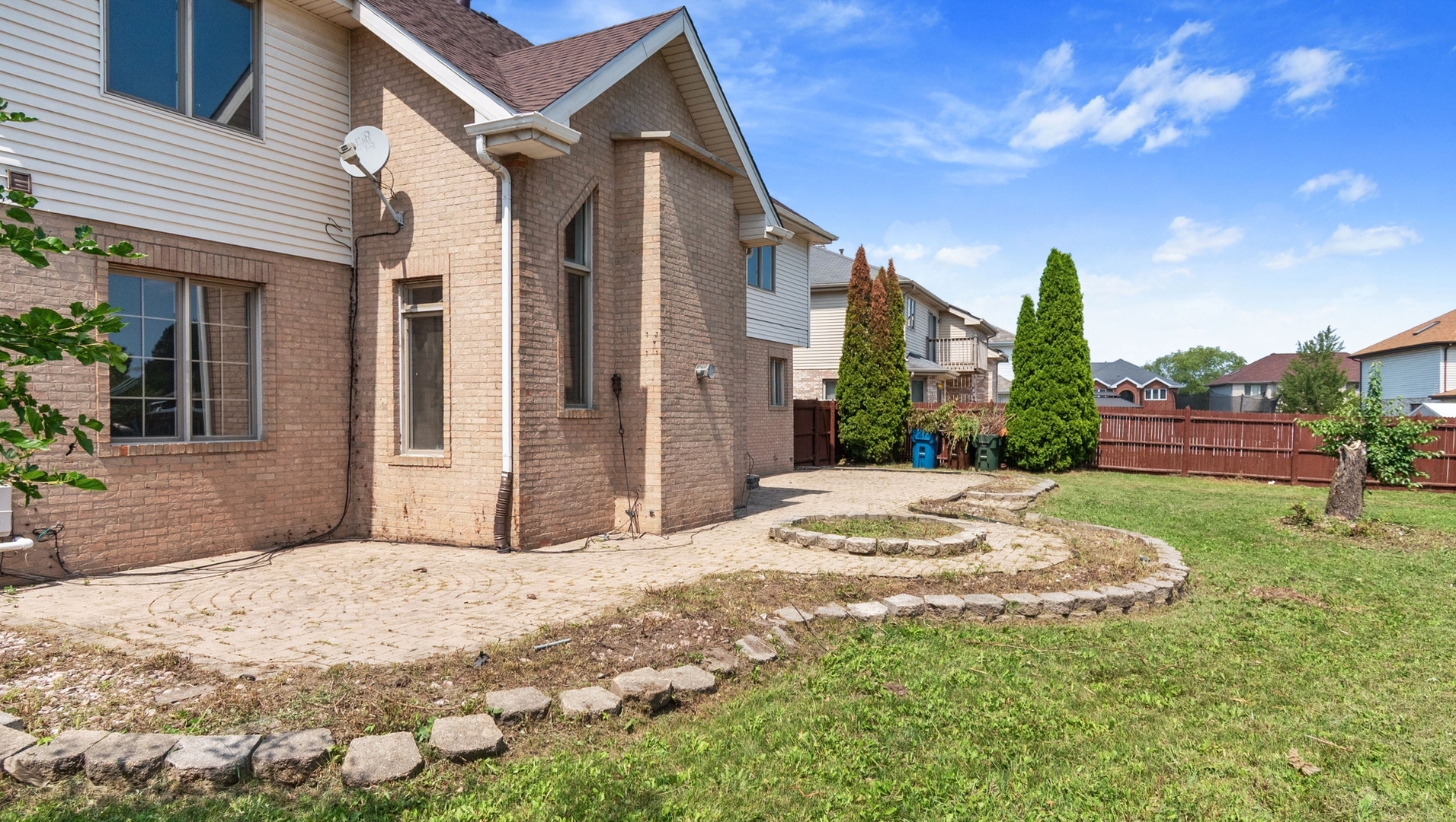 5017 Harbor Lane, Richton Park, IL 60471