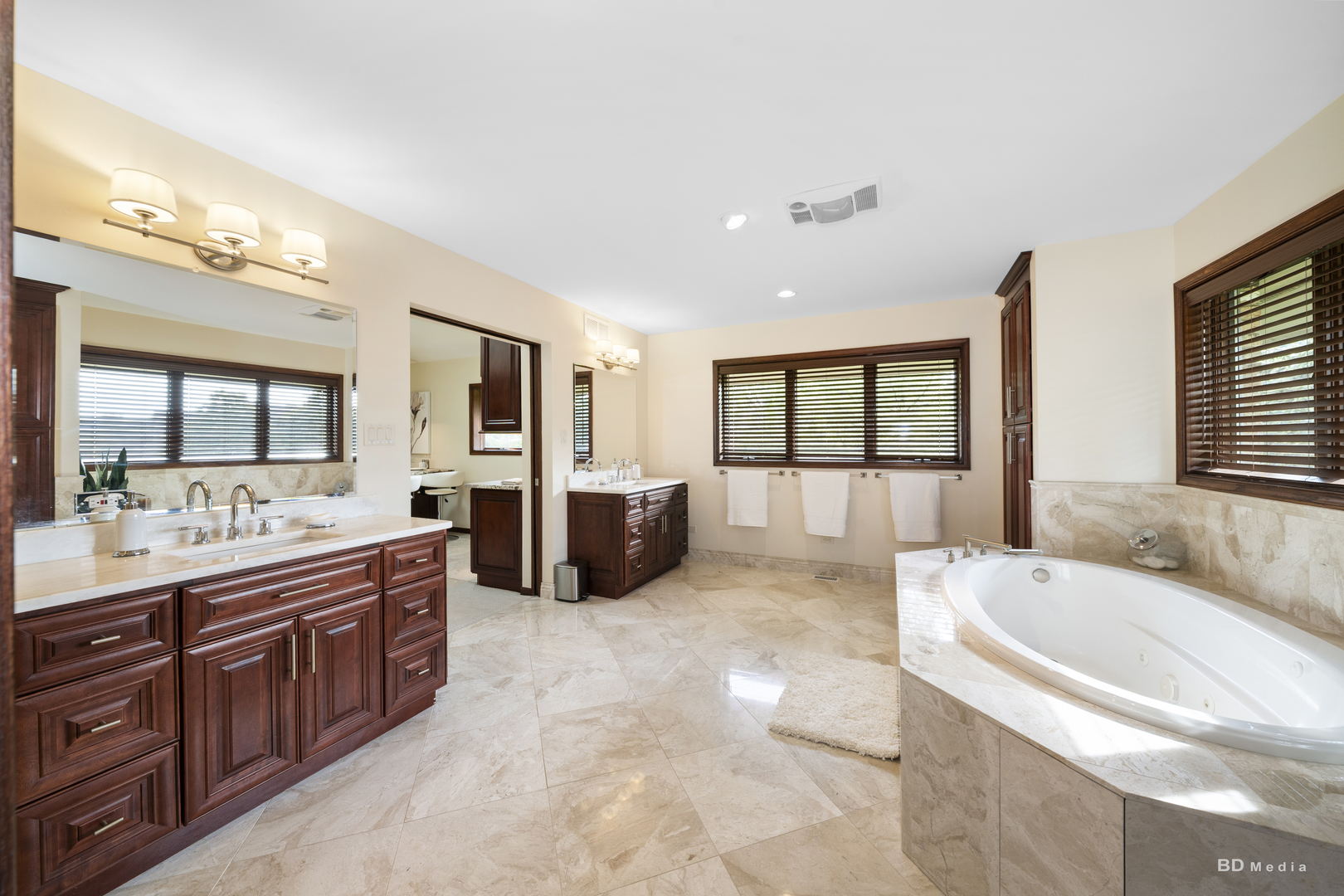 7 Bell Oak Lane, Lemont, IL 60439