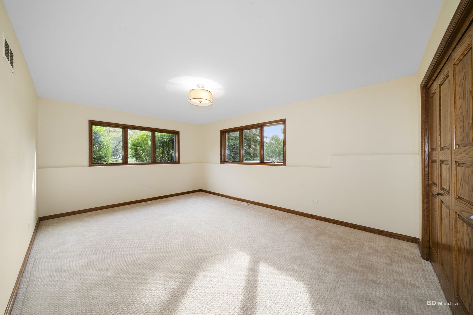 7 Bell Oak Lane, Lemont, IL 60439