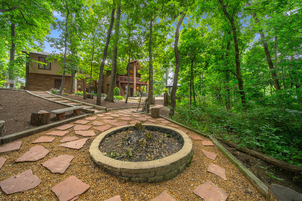 16208 S Pin Oak Court, Homer Glen, IL 60491