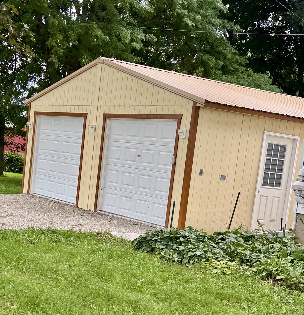6809 State Route 71, Yorkville, IL 60560