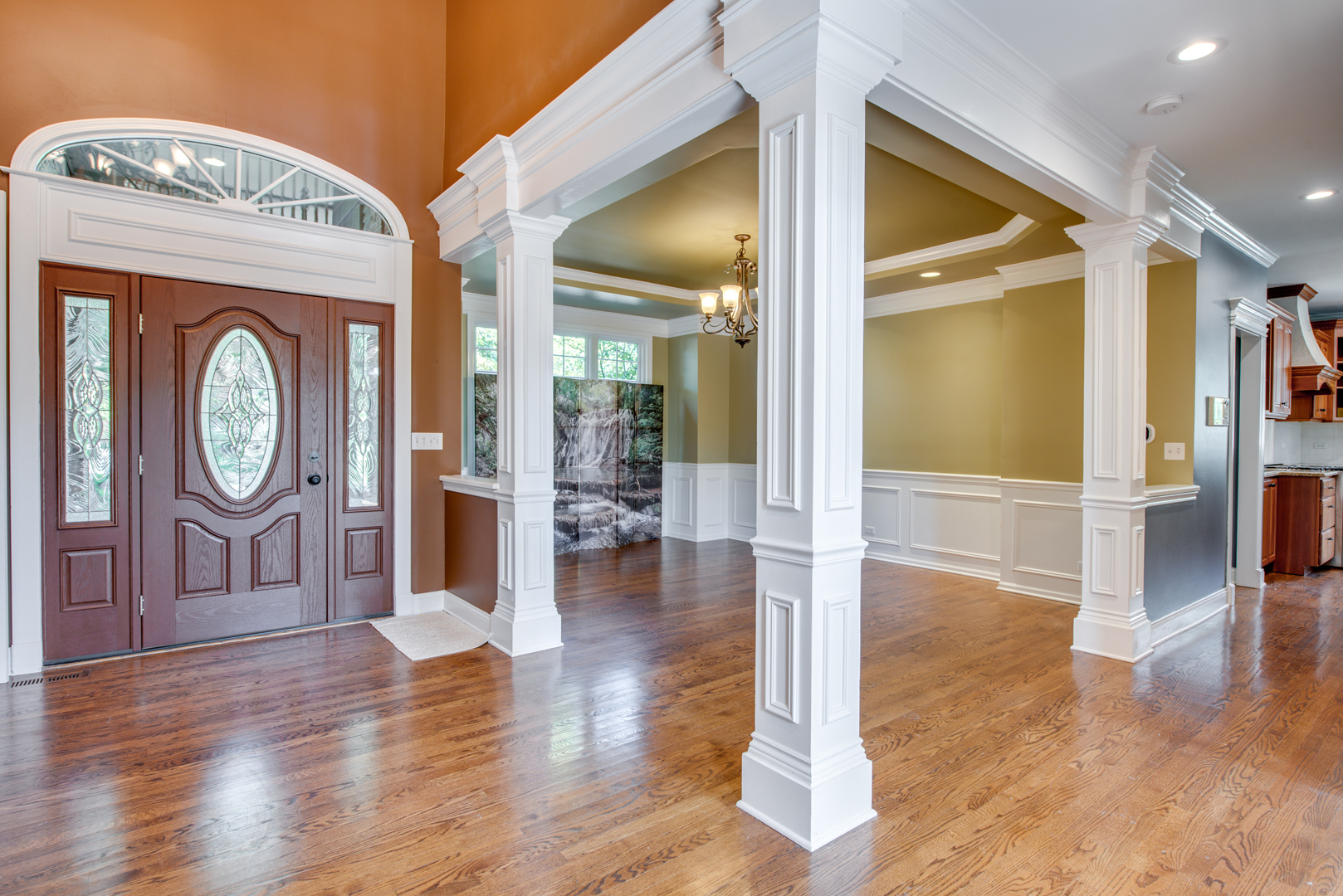 1736 Robert Lane, Naperville, IL 60564