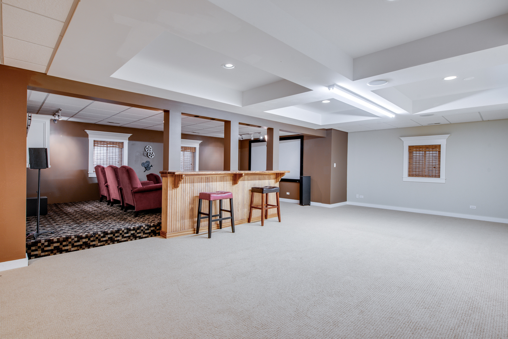1736 Robert Lane, Naperville, IL 60564