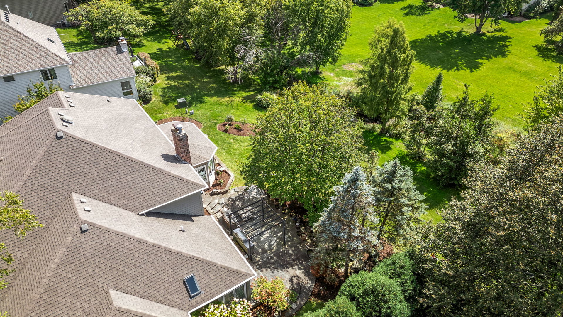 1736 Robert Lane, Naperville, IL 60564