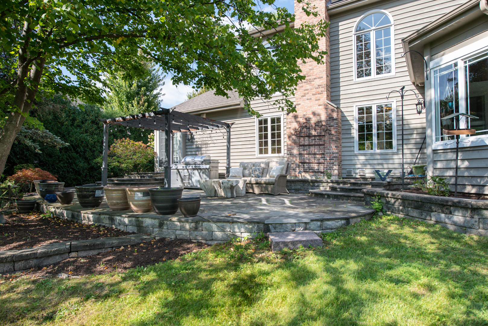 1736 Robert Lane, Naperville, IL 60564