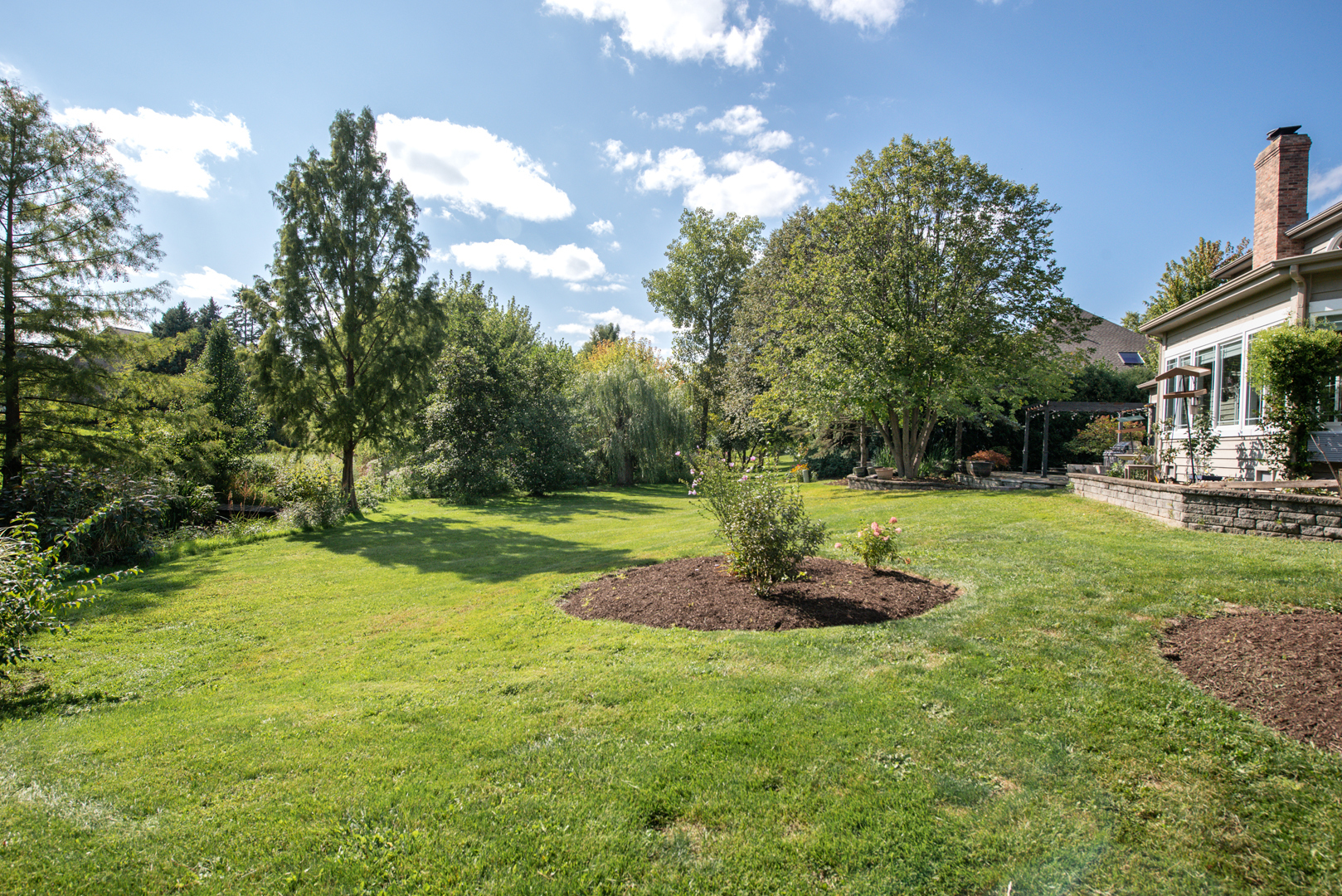 1736 Robert Lane, Naperville, IL 60564