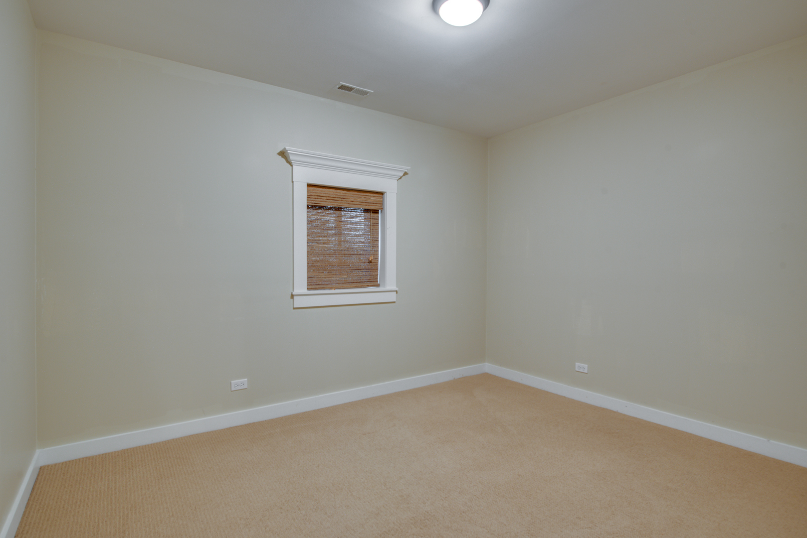 1736 Robert Lane, Naperville, IL 60564