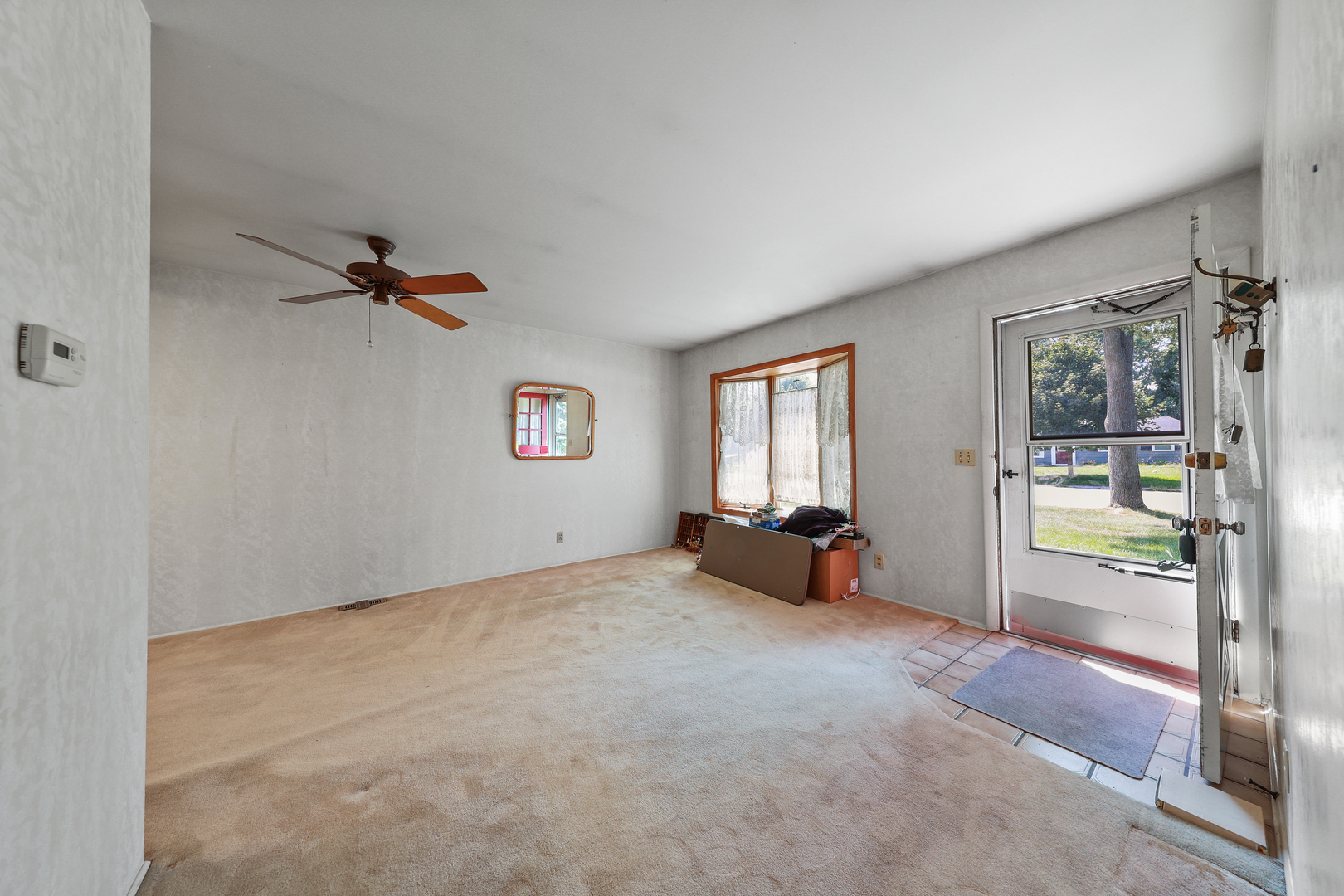 4 Crestwood Court, Montgomery, IL 60538