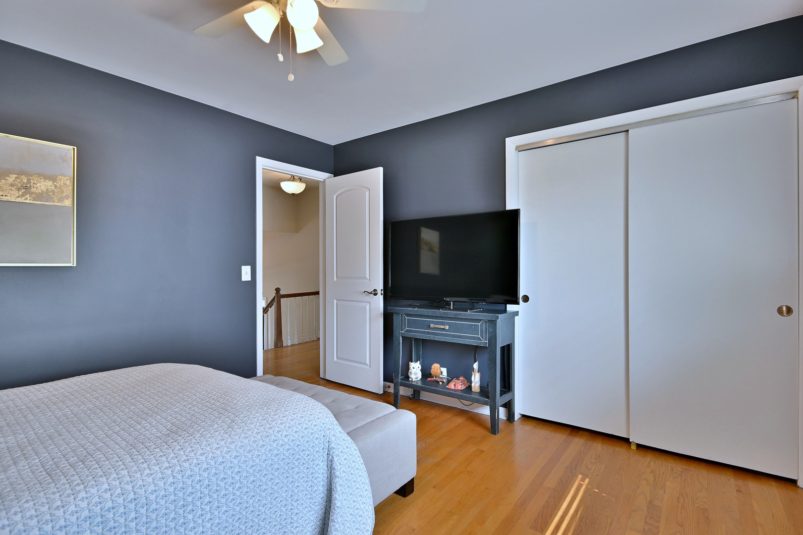 143 E Jackson Street, Elmhurst, IL 60126