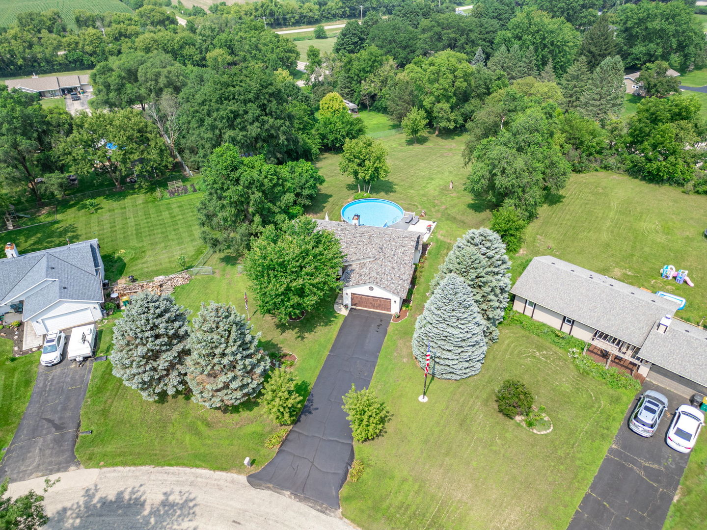 6624 Arena Drive, Roscoe, IL 61073