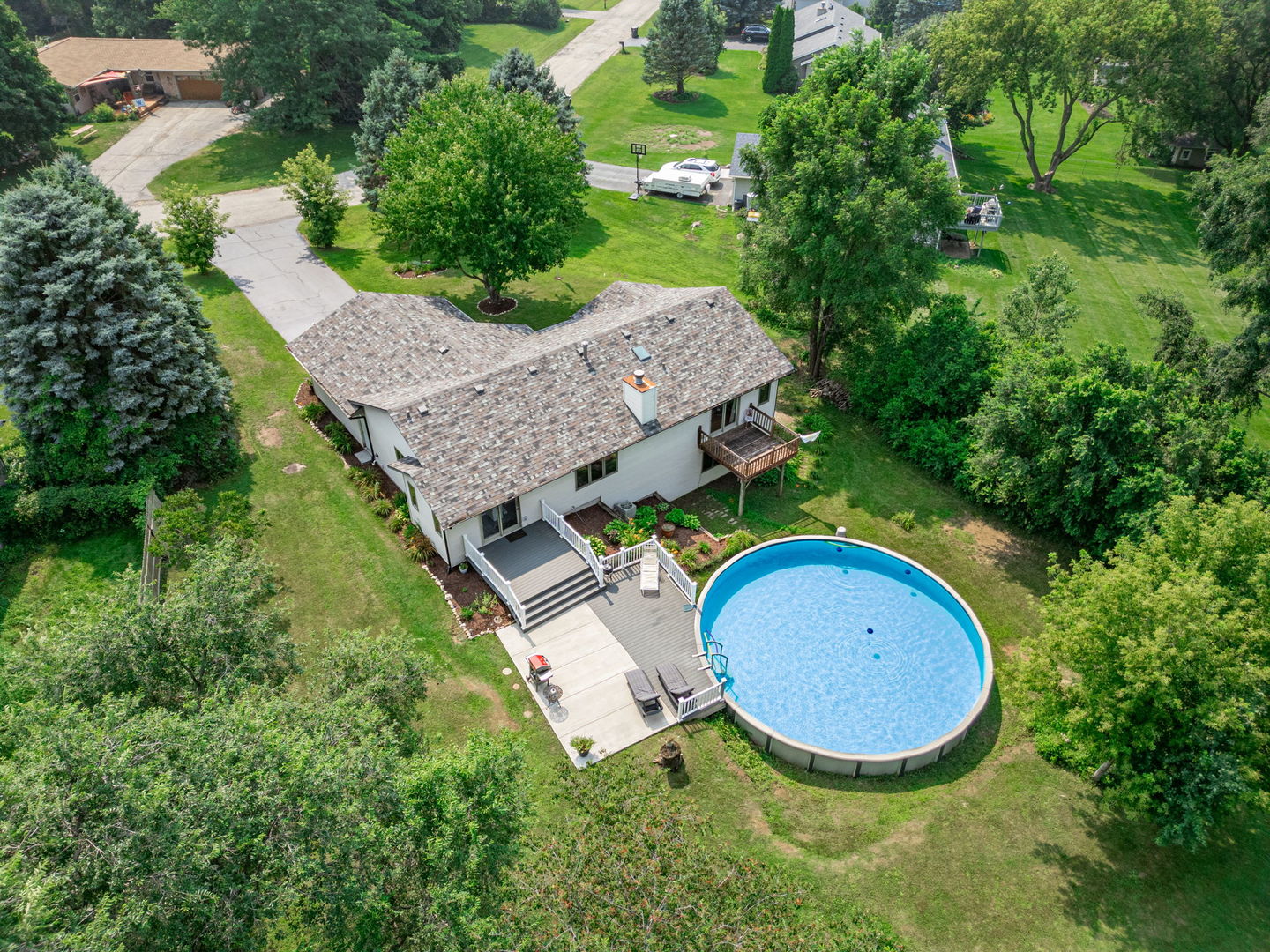 6624 Arena Drive, Roscoe, IL 61073