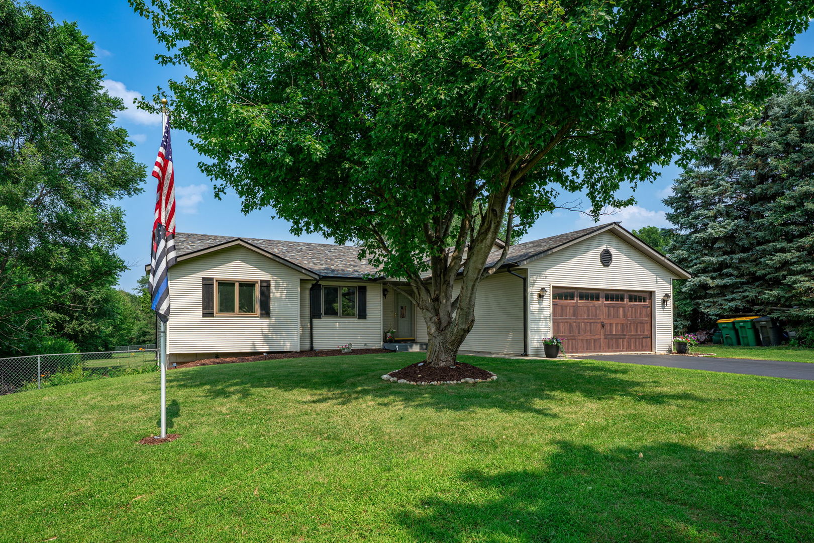 6624 Arena Drive, Roscoe, IL 61073