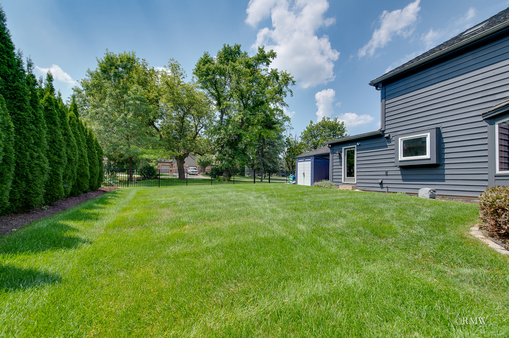 245 FOREST Avenue, Roselle, IL 60172