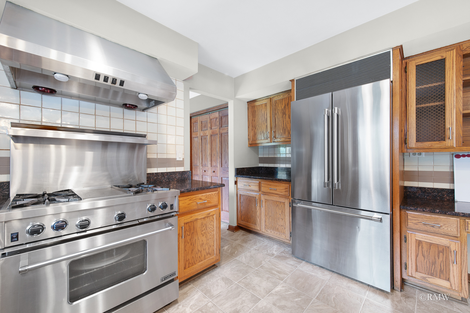 245 FOREST Avenue, Roselle, IL 60172