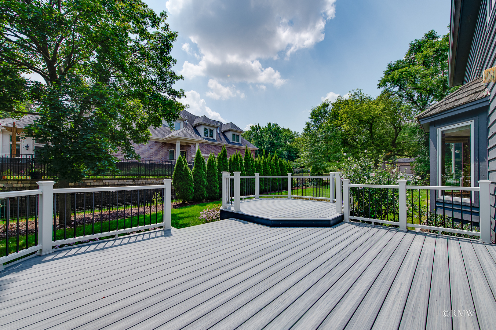 245 FOREST Avenue, Roselle, IL 60172