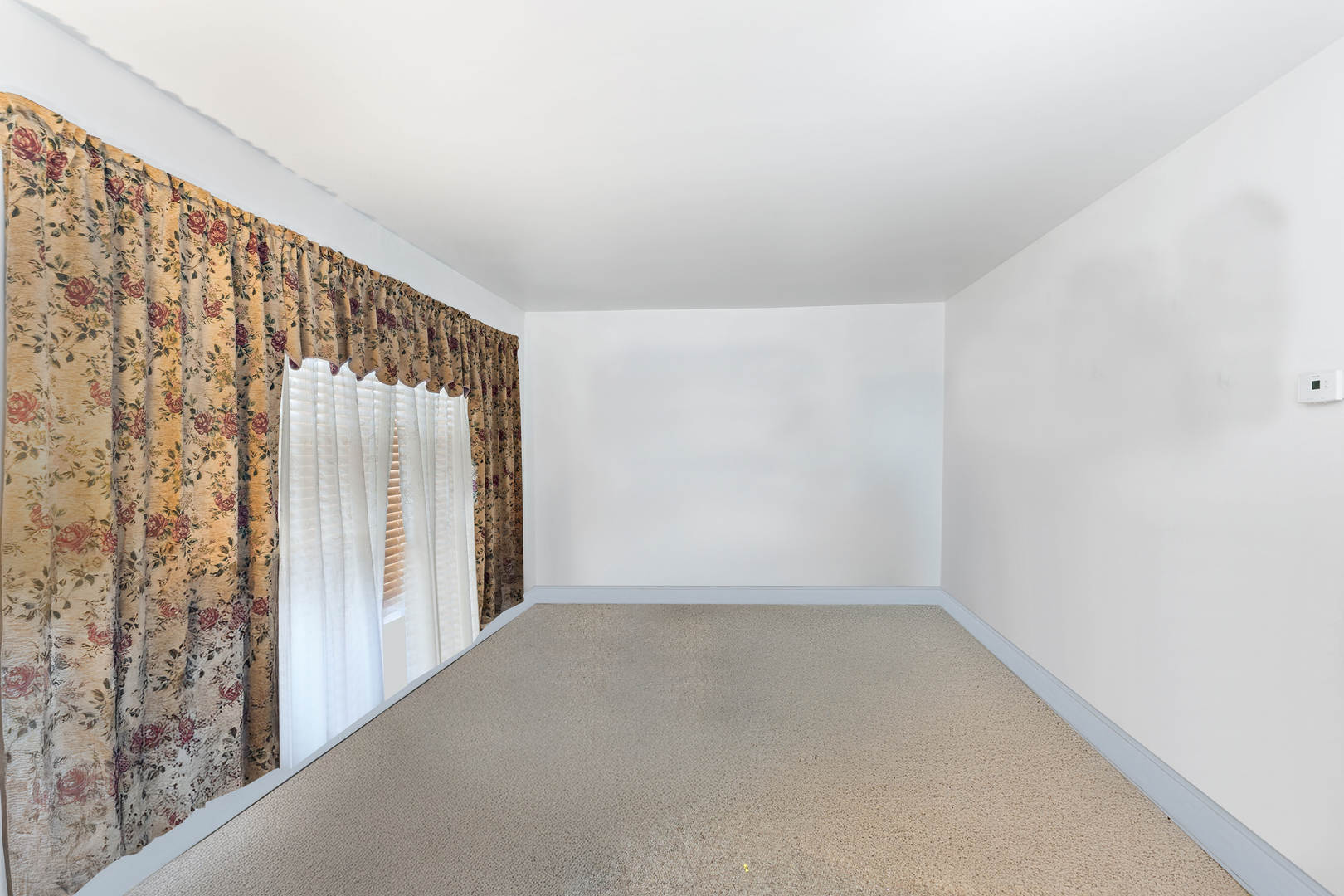 10301 S Avenue O, Chicago, IL 60617