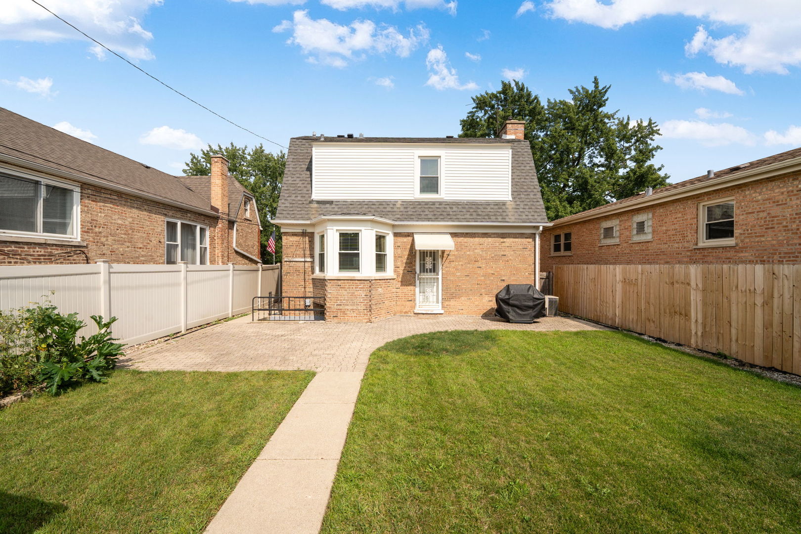 2724 Spruce Street, River Grove, IL 60171