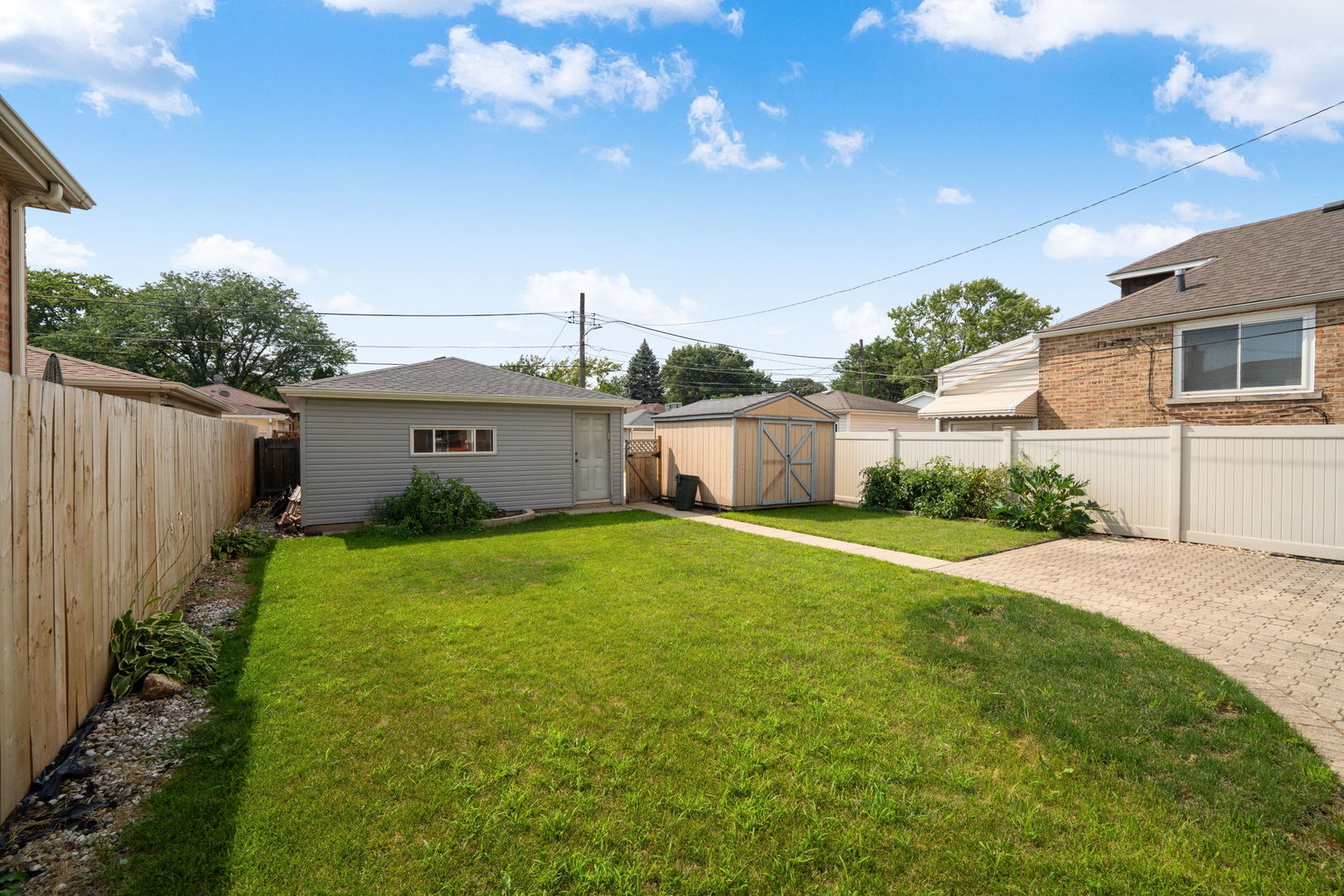 2724 Spruce Street, River Grove, IL 60171