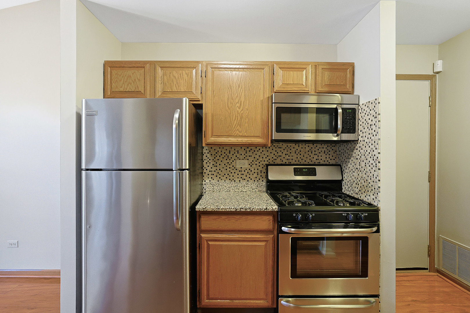 5169 Pembrook Court #5169, Gurnee, IL 60031