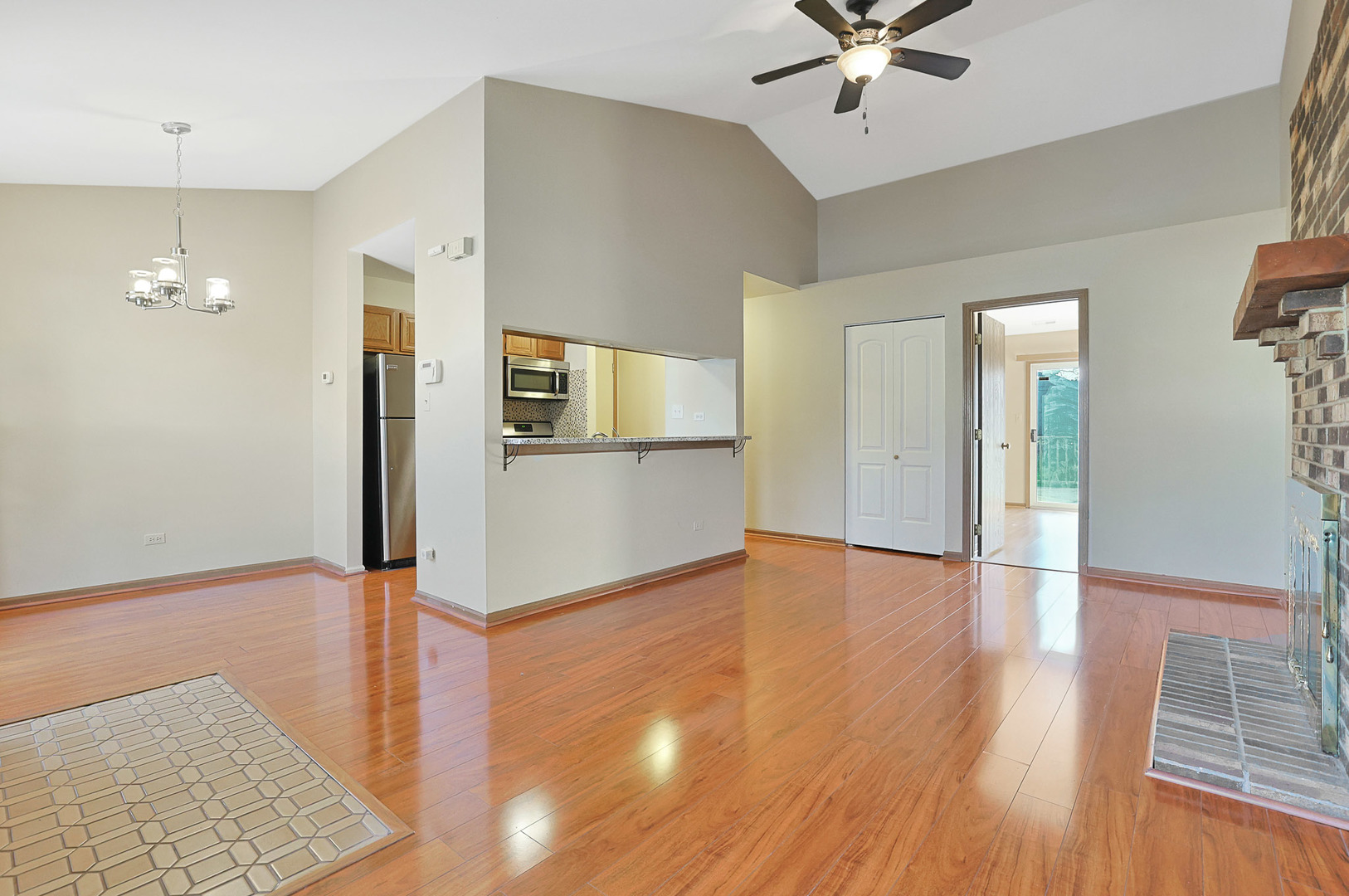 5169 Pembrook Court #5169, Gurnee, IL 60031