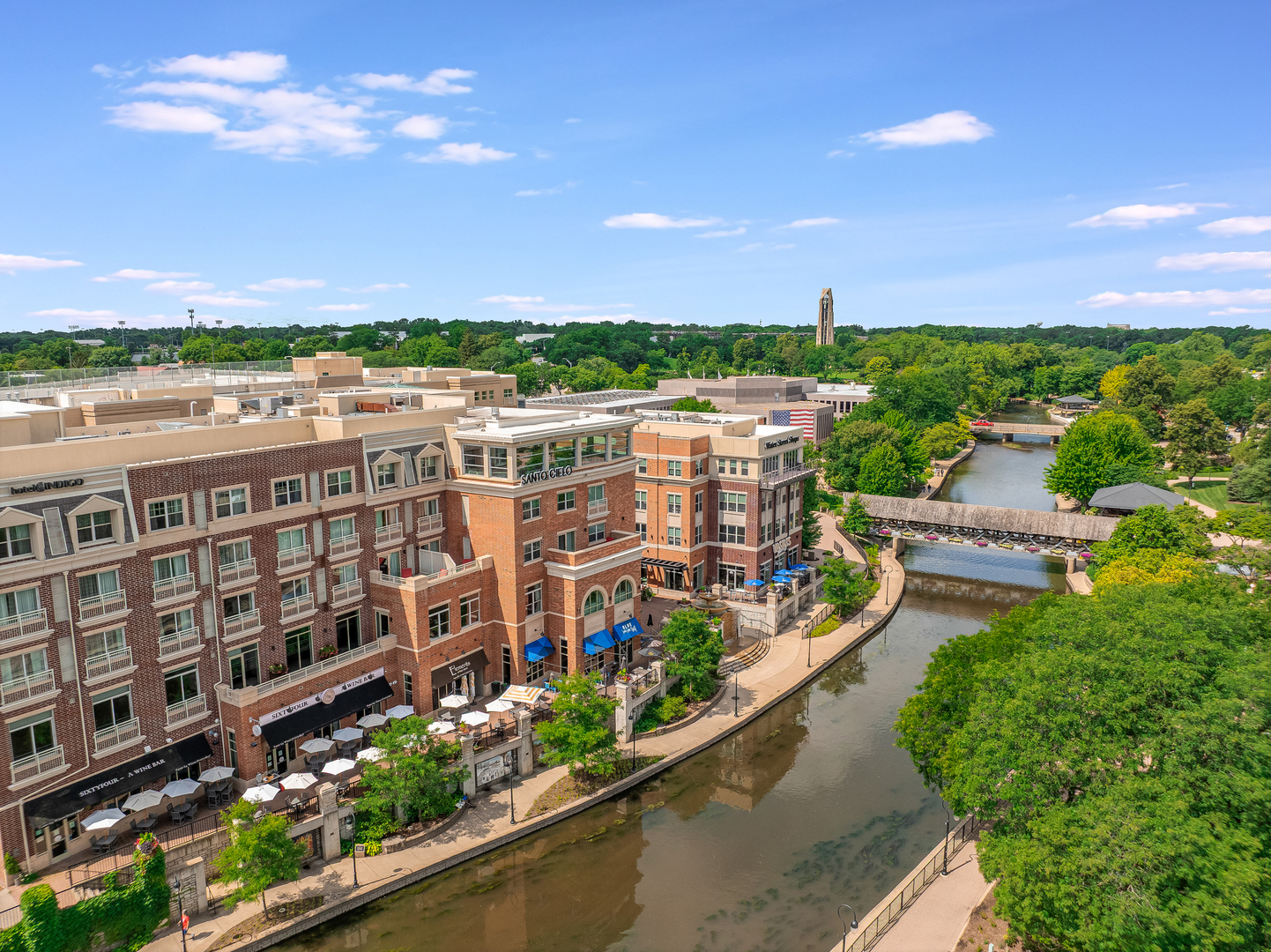 110 S Washington Street #203, Naperville, IL 60540