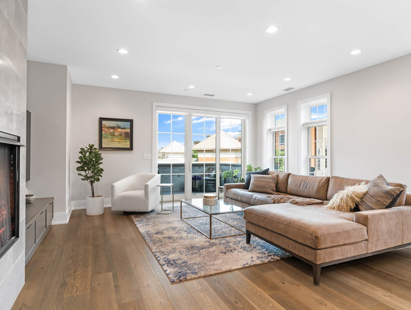 110 S Washington Street #203, Naperville, IL 60540