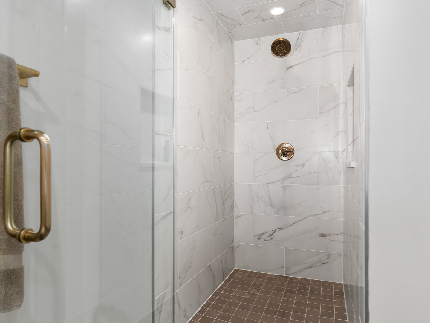 110 S Washington Street #203, Naperville, IL 60540
