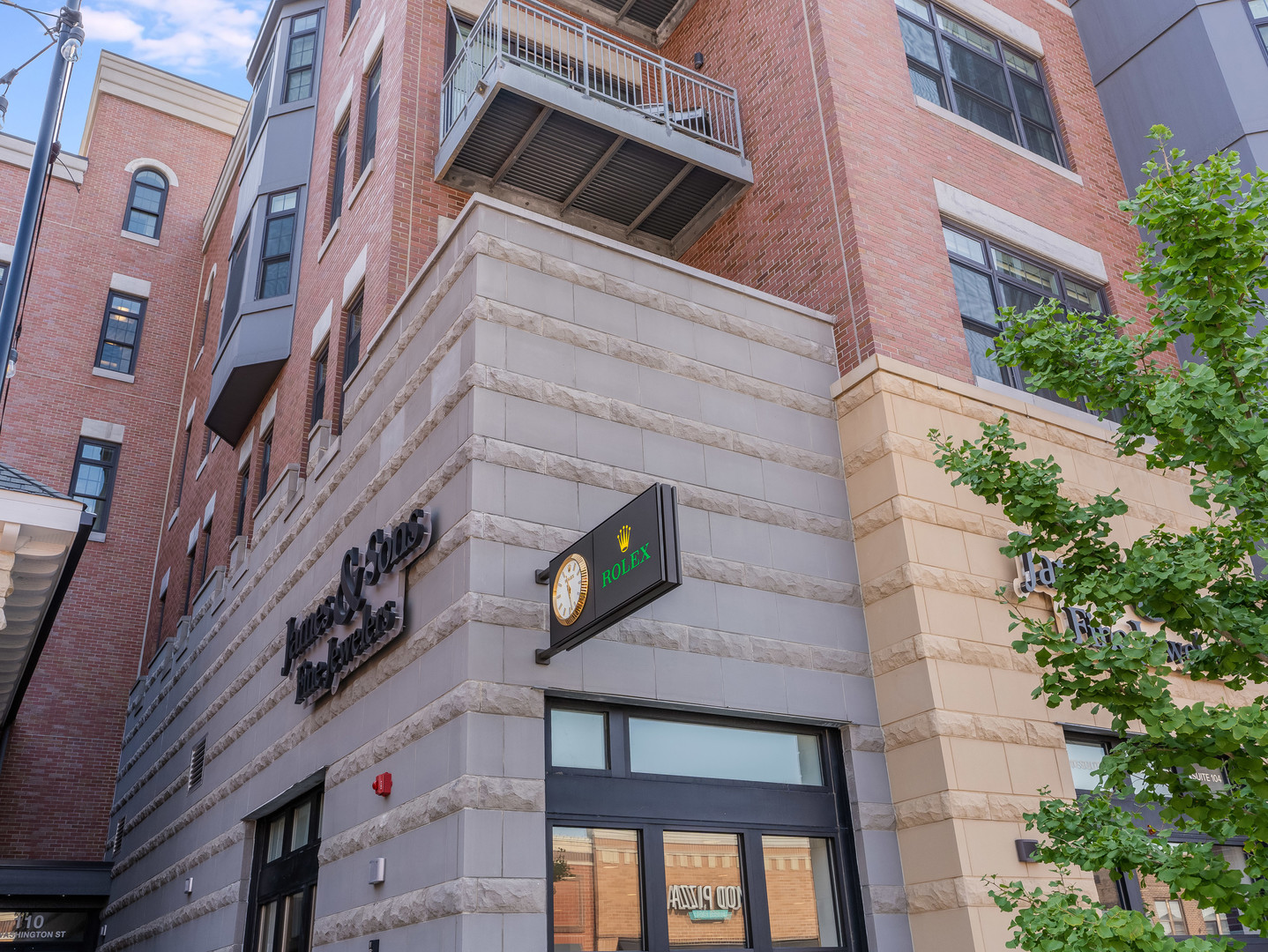 110 S Washington Street #203, Naperville, IL 60540