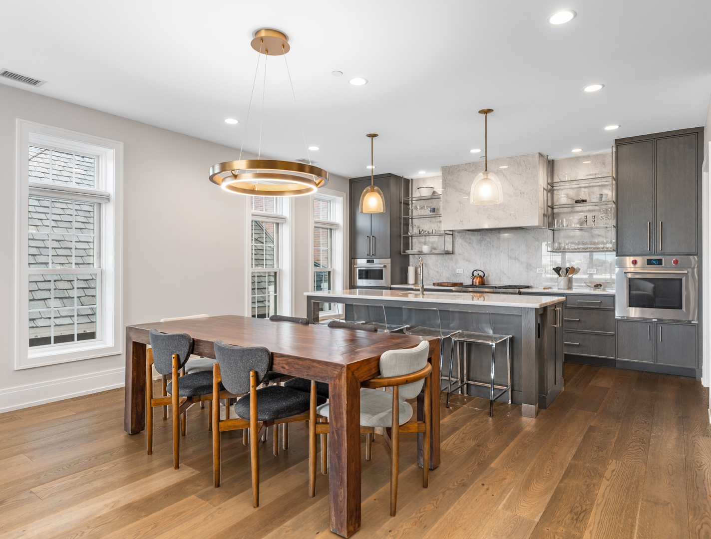 110 S Washington Street #203, Naperville, IL 60540