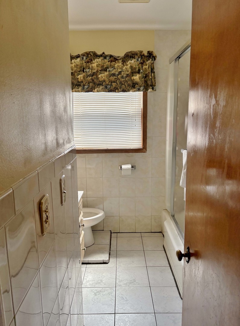 1419 N Ashbel Avenue, Berkeley, IL 60163