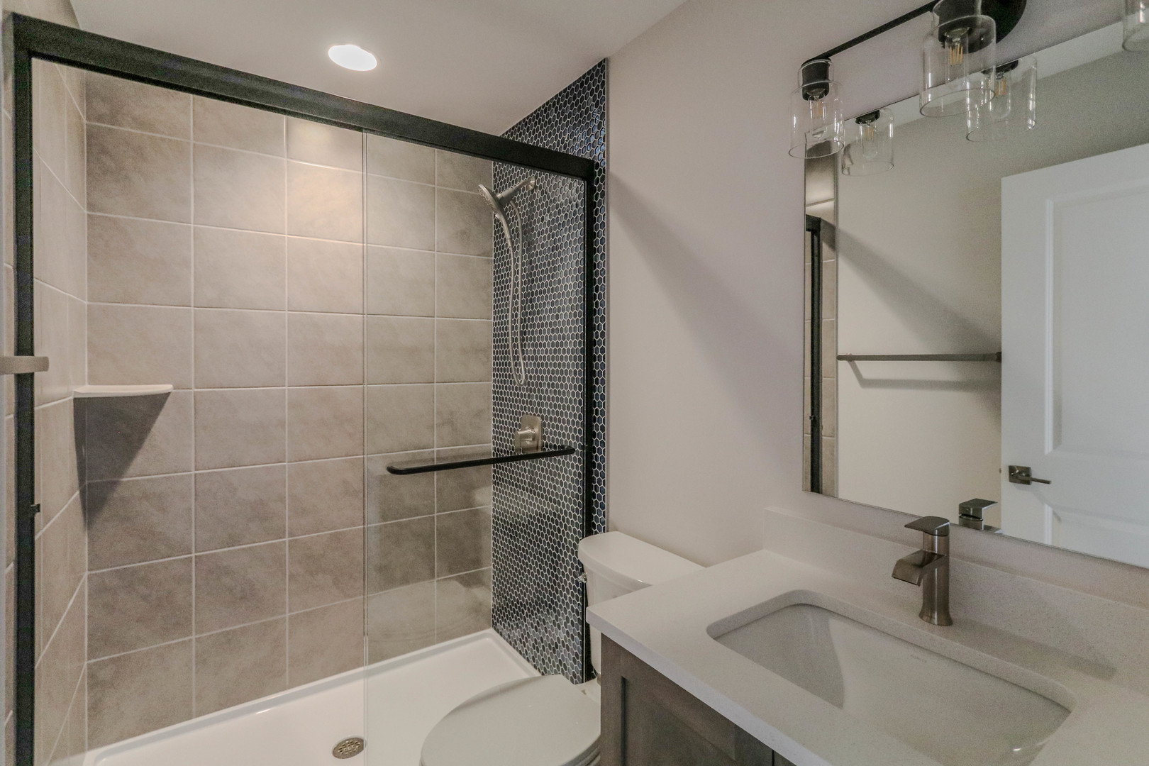 3910 Sterling Road, Downers Grove, IL 60515