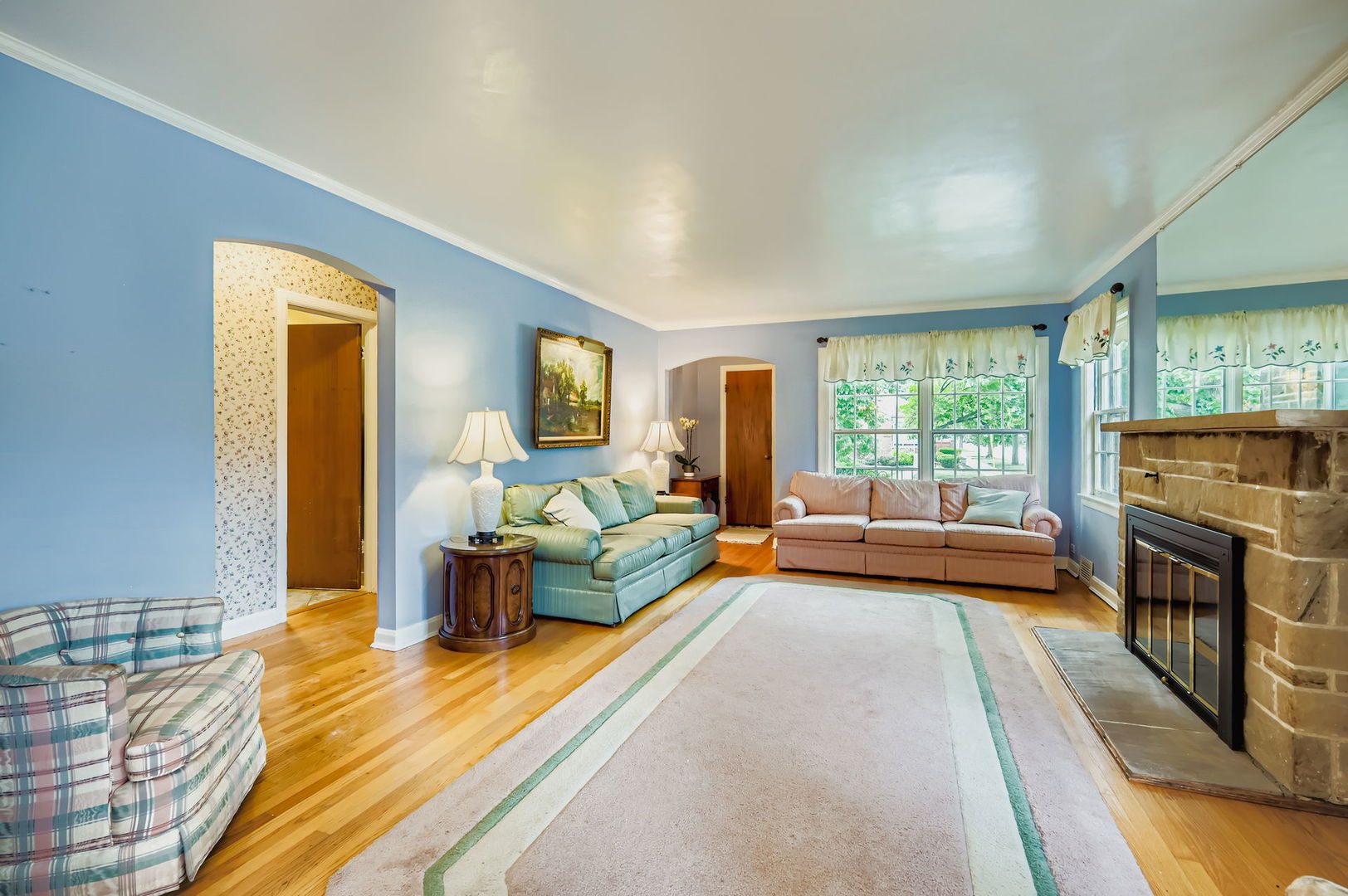 6157 N Lenox Avenue, Chicago, IL 60646