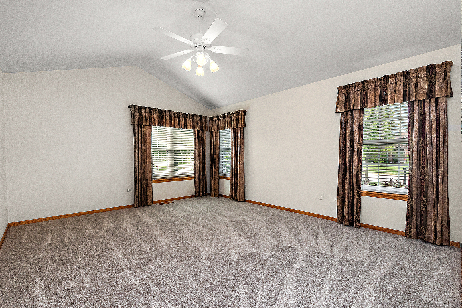 687 Grace Court, New Lenox, IL 60451