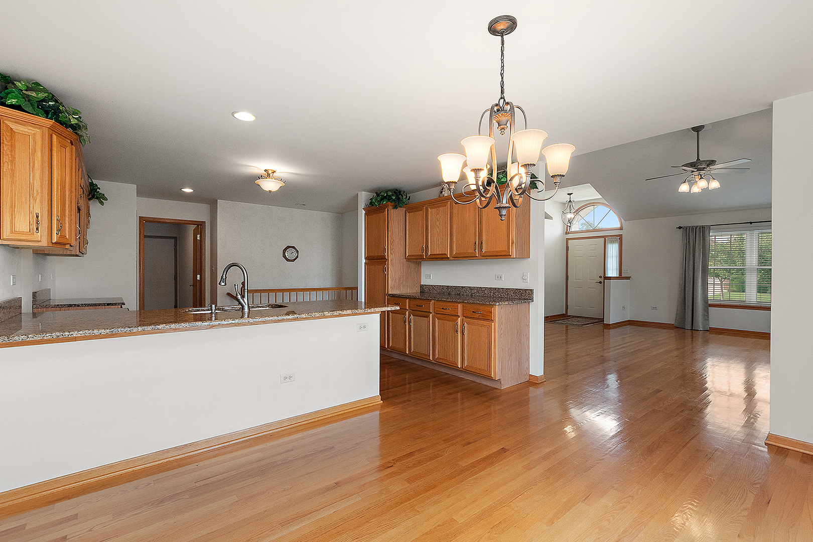 687 Grace Court, New Lenox, IL 60451